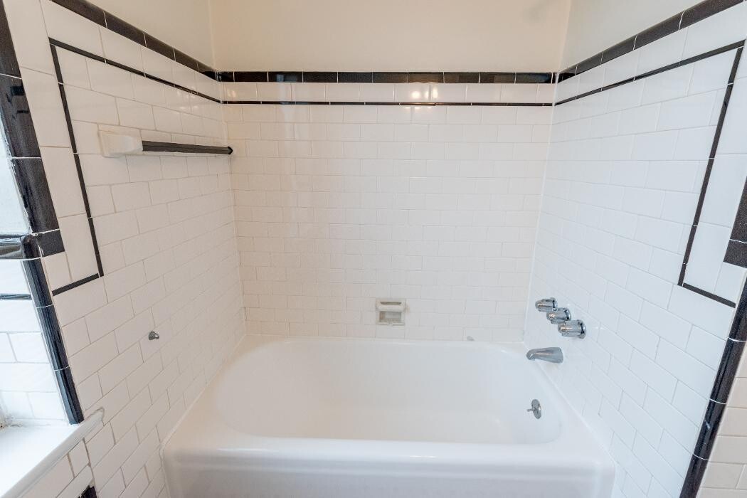 Images Delfe Apartments At Trolley Square