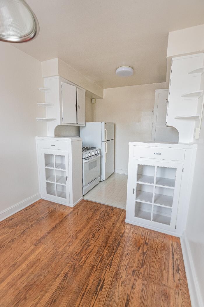 Images Delfe Apartments At Trolley Square