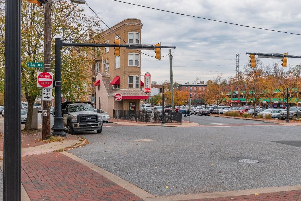 Images Delfe Apartments At Trolley Square
