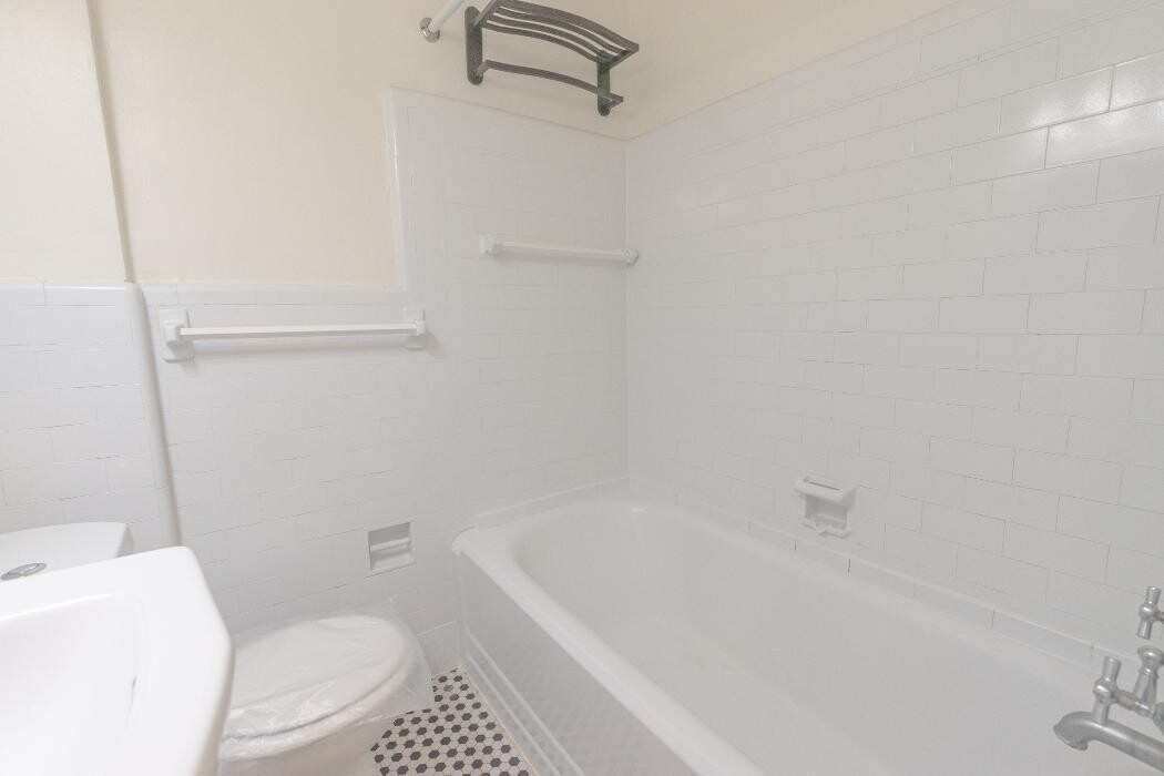 Images Delfe Apartments At Trolley Square