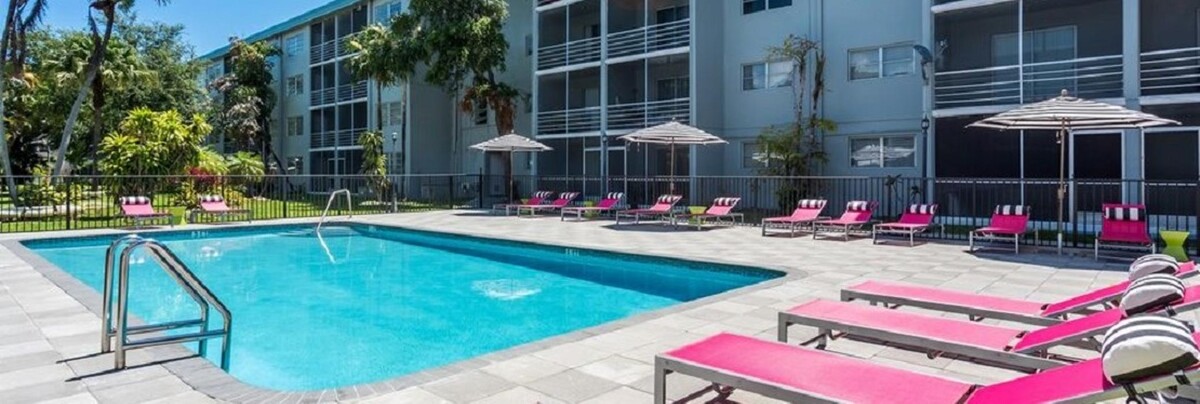 Images Aventura Oaks Apartment Homes