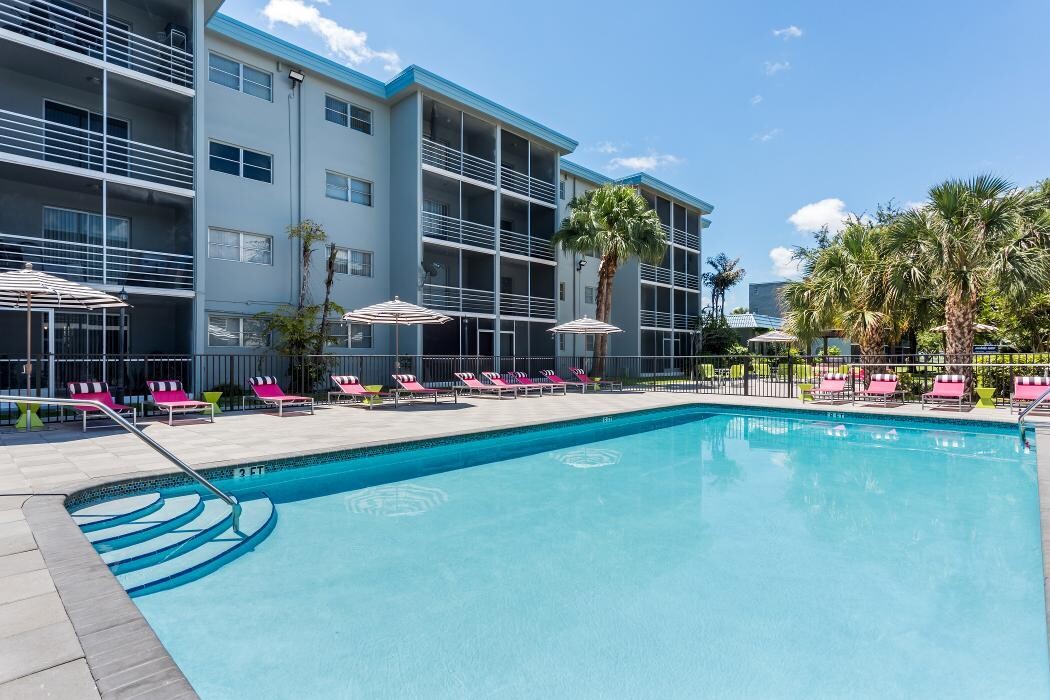 Images Aventura Oaks Apartment Homes