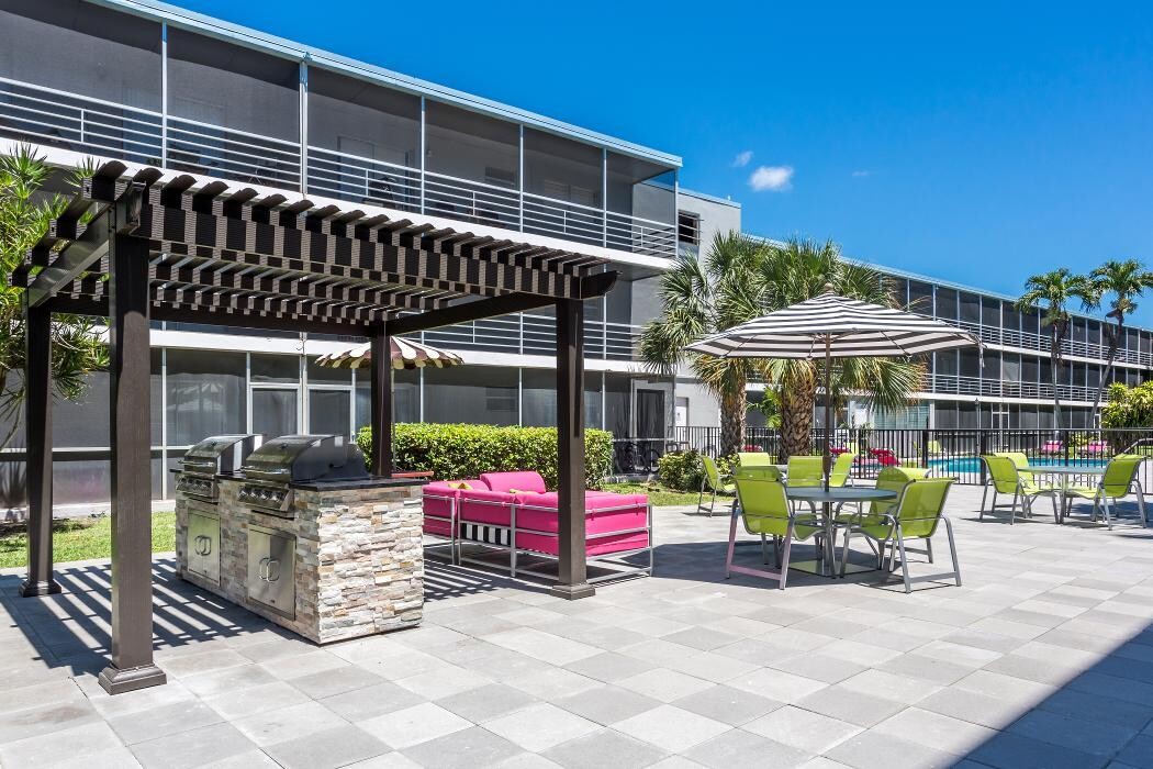 Images Aventura Oaks Apartment Homes