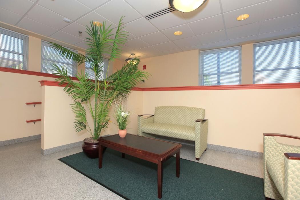 Images Lord Stirling Senior Housing