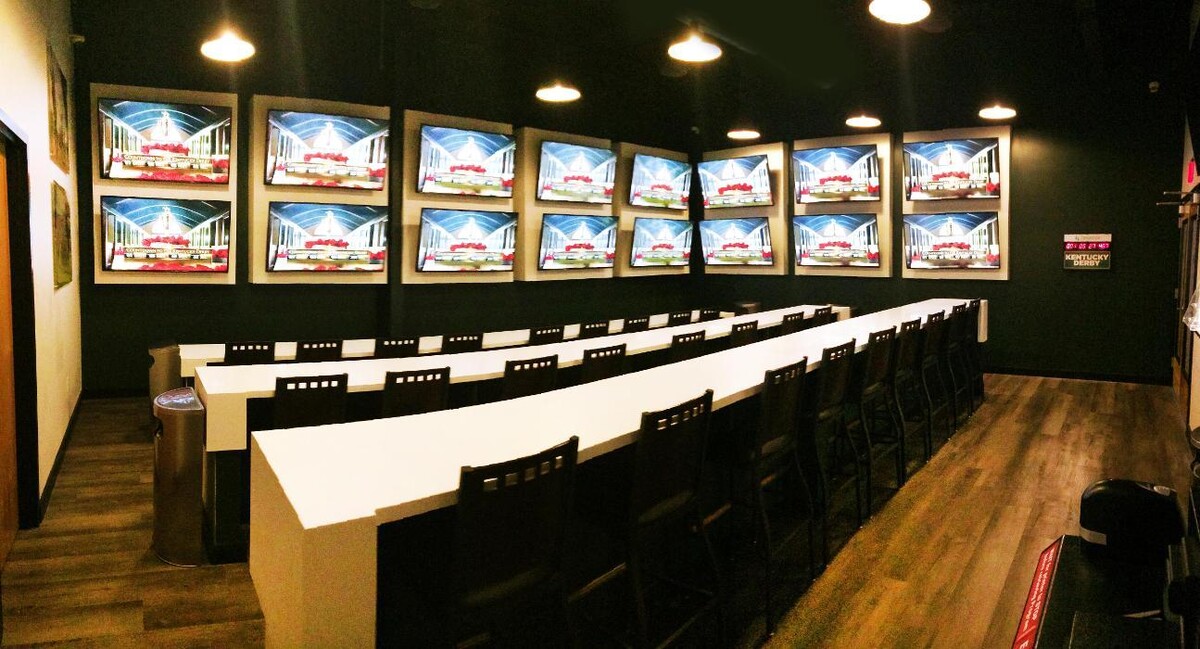 Images Destrehan Fair Grounds OTB & Casino