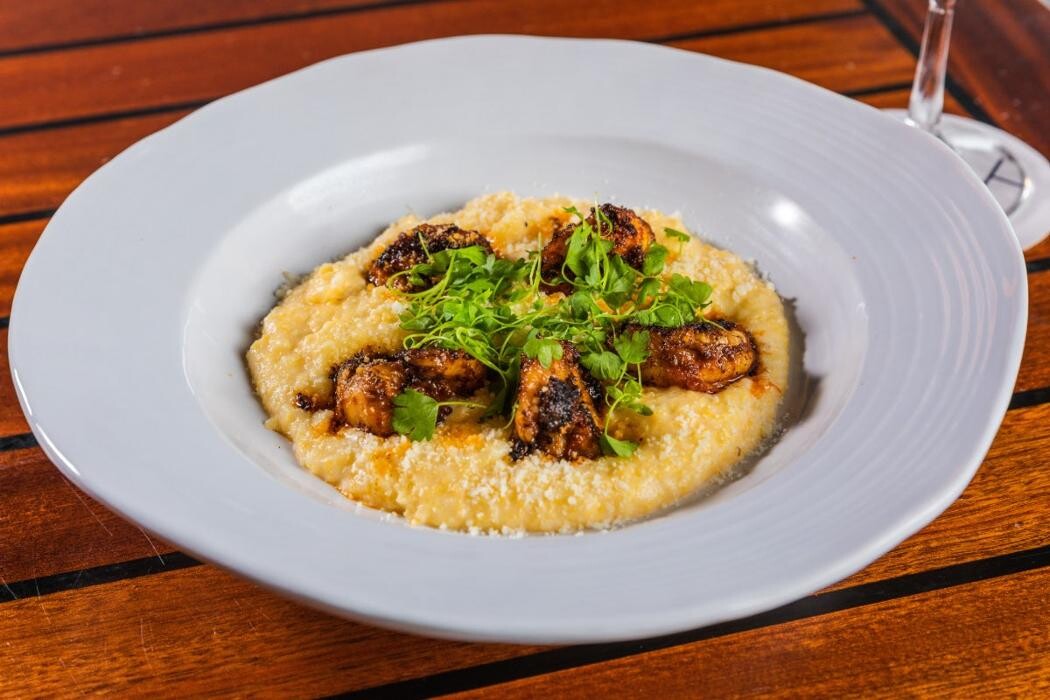 Images YOT Bar & Kitchen