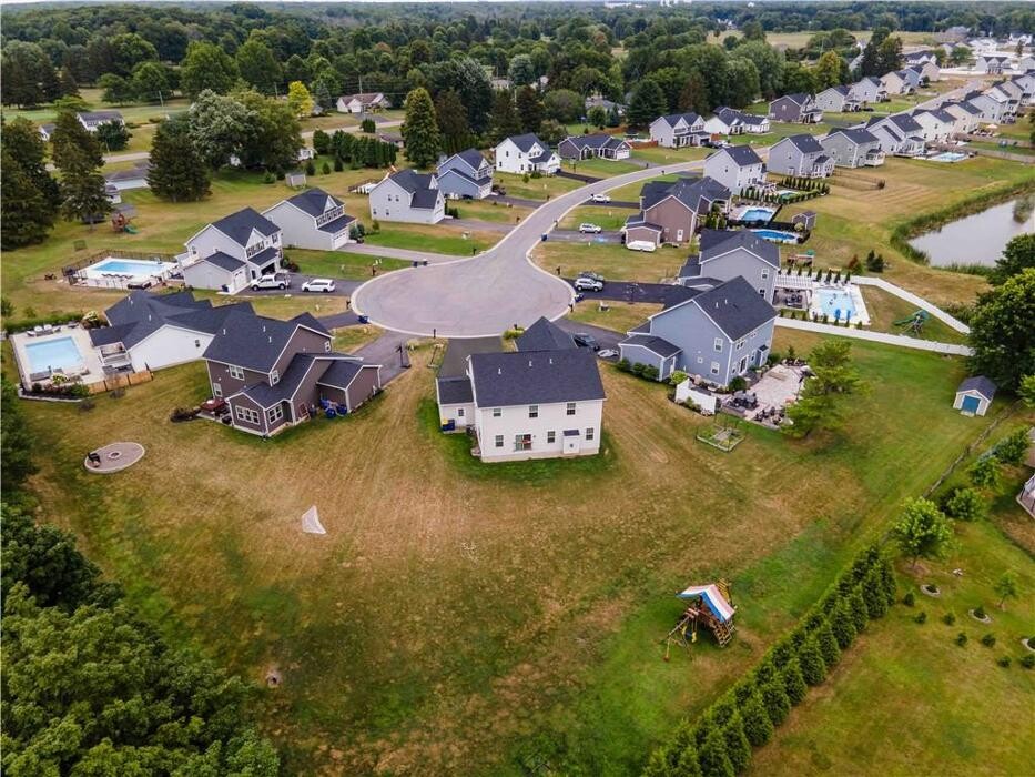 Images Vincent Associates Real Estate