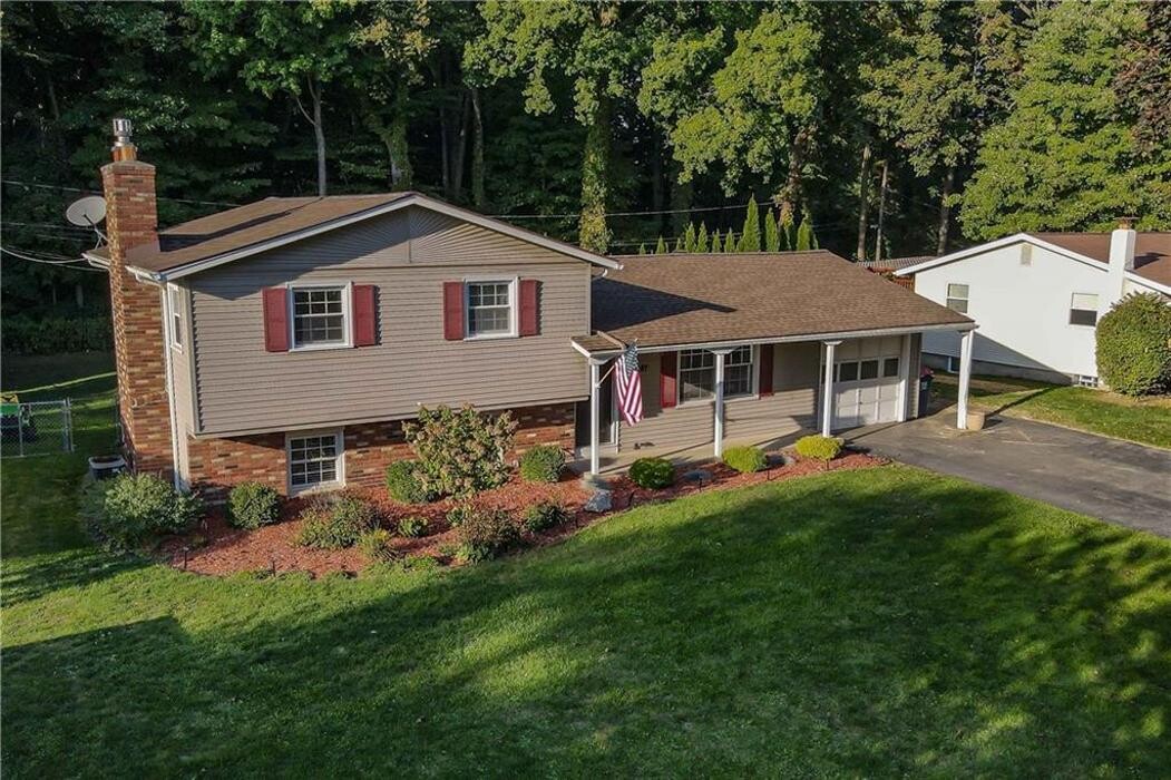 Images Vincent Associates Real Estate