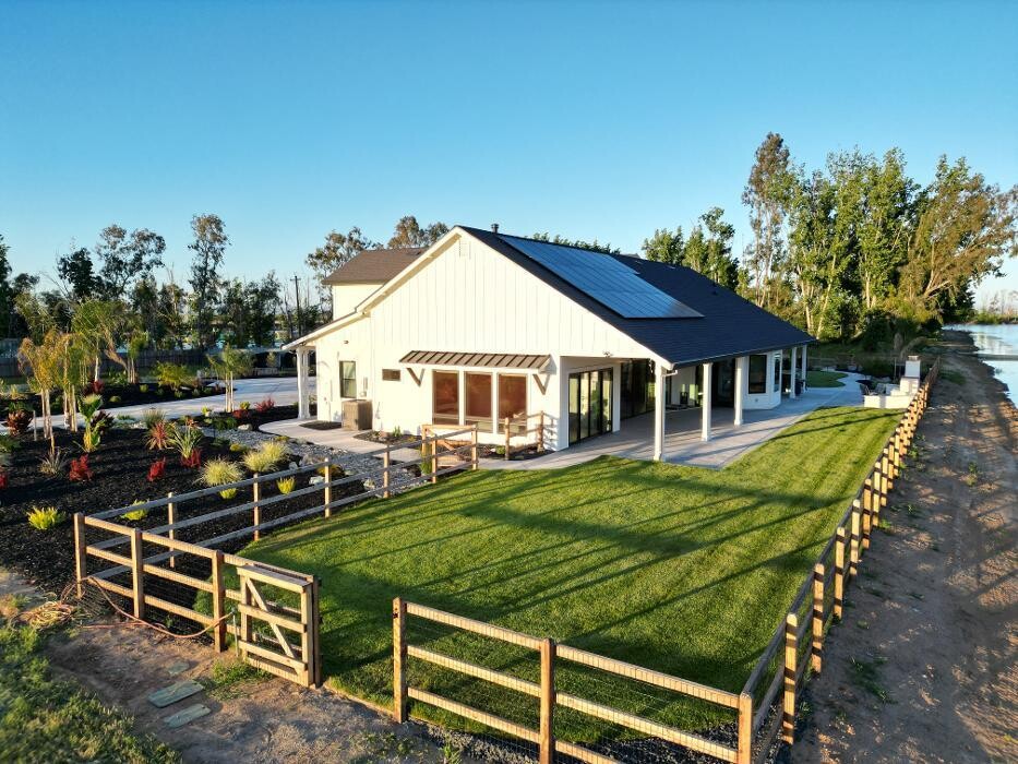 Images Modern Era Landscape Construction Inc.