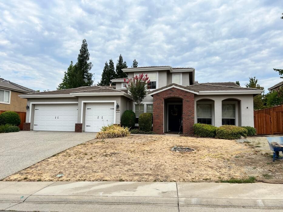 Images Modern Era Landscape Construction Inc.