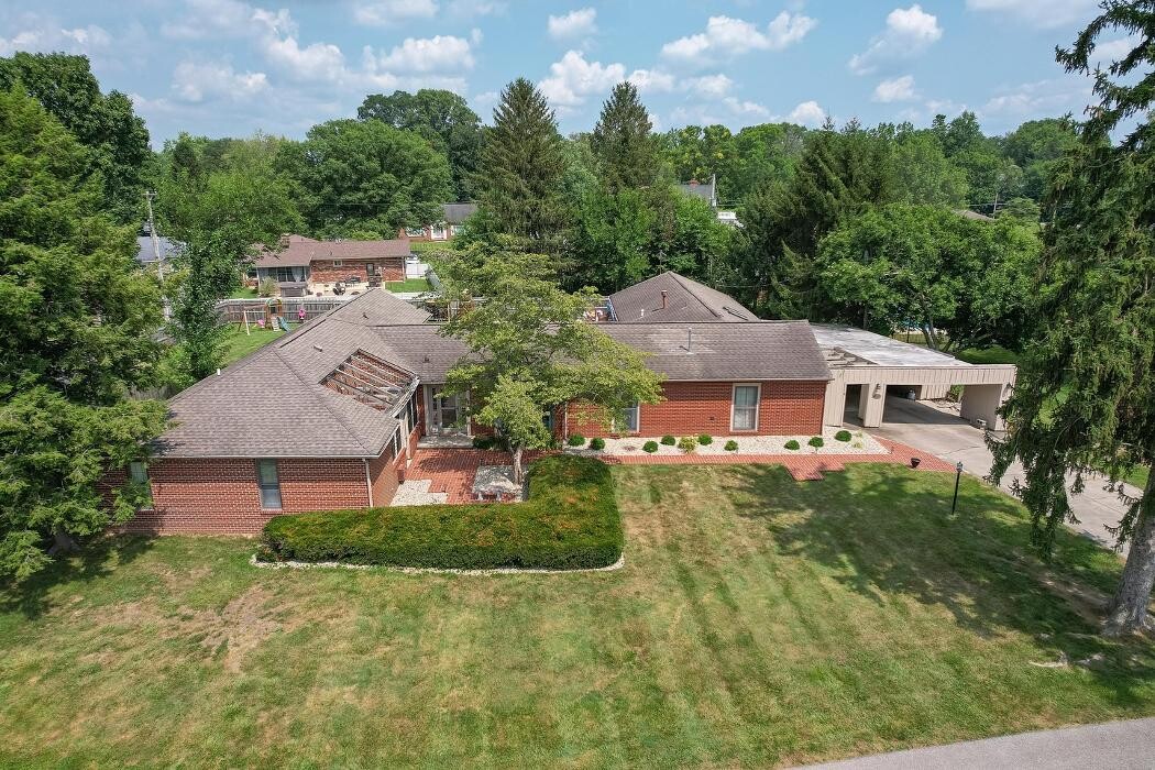 Images RE/MAX Professionals: Steve Silver Team