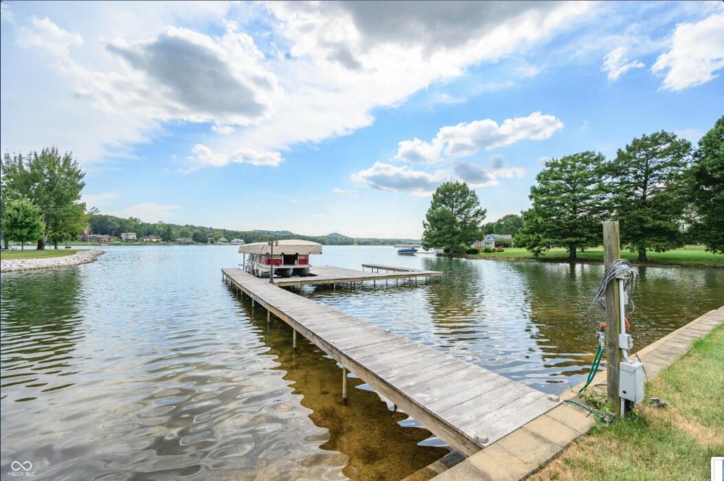 Images RE/MAX Professionals: Steve Silver Team