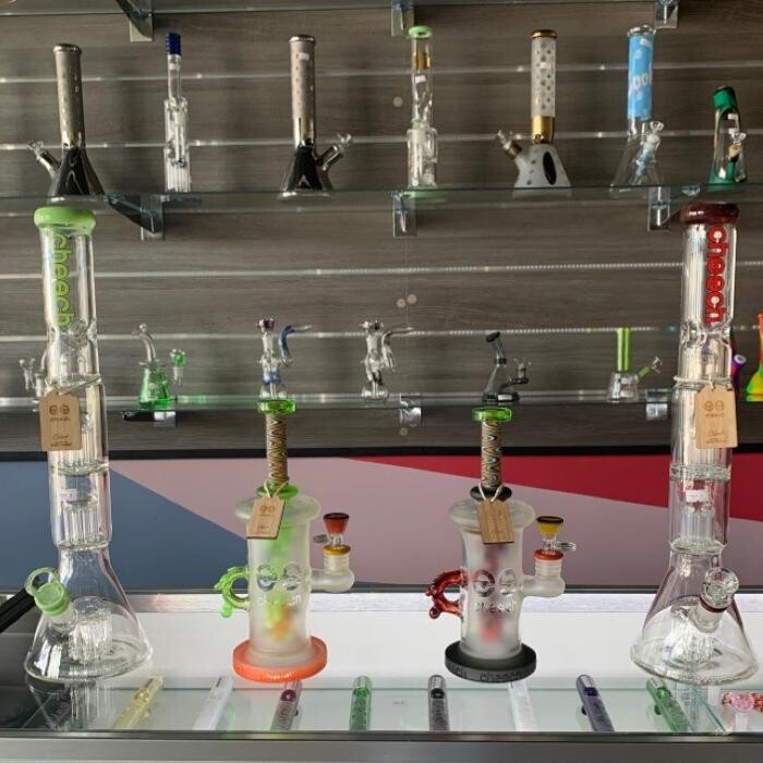 Images Prestigia Smoke Shop