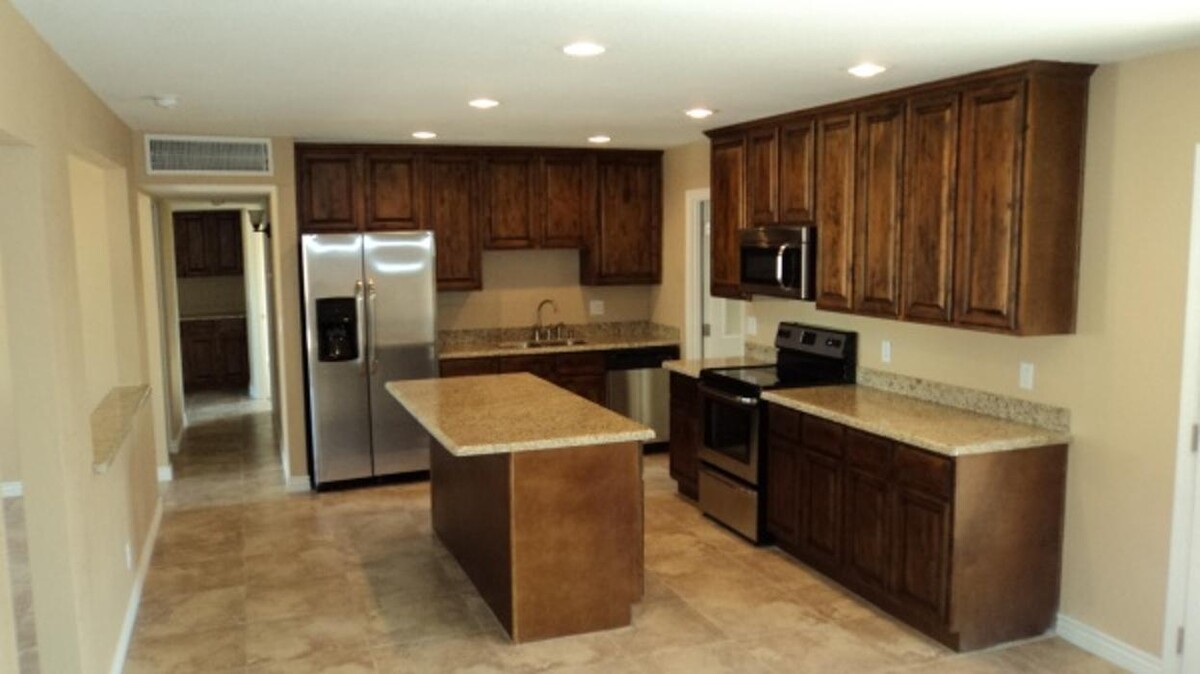 Images Kustom Disaster Restoration (Formerly Square One Builders)