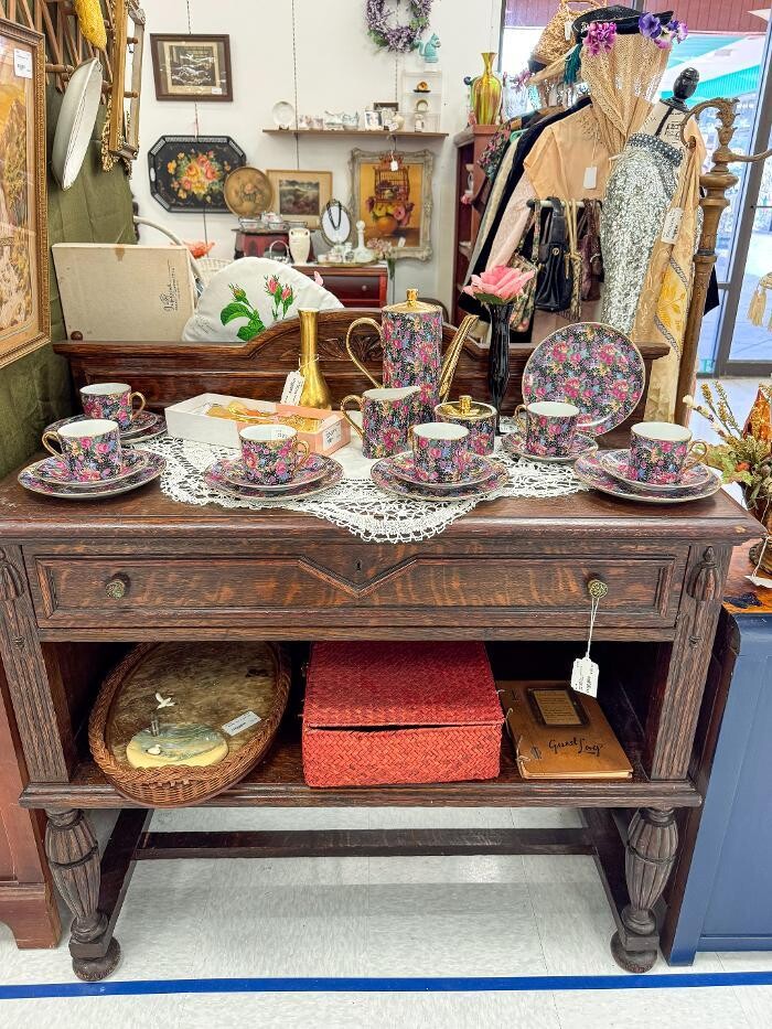 Images Florida's Antique Mall
