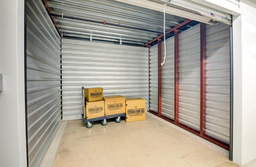 Images Storage King USA