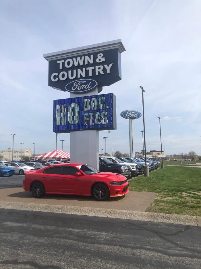 Images Town and Country Ford