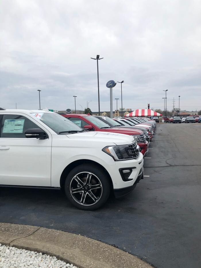 Images Town and Country Ford