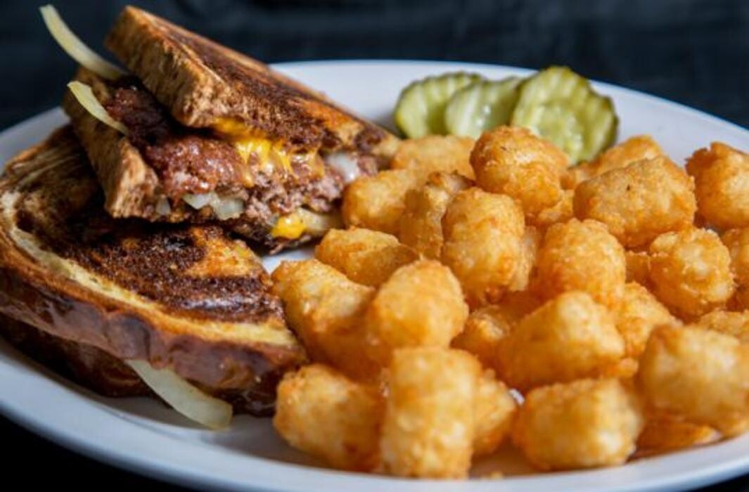 Images Hotshots Sports Bar and Grill Brunswick, OH