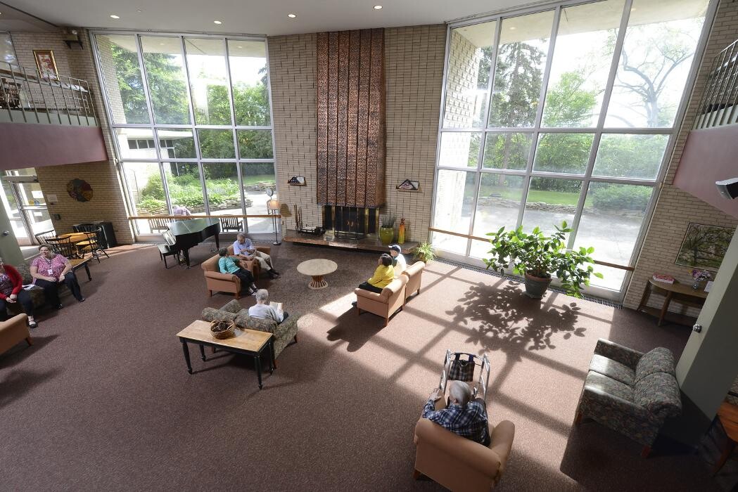 Images Cerenity Senior Care-Humboldt