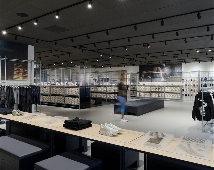 Images On Outlet Las Vegas North