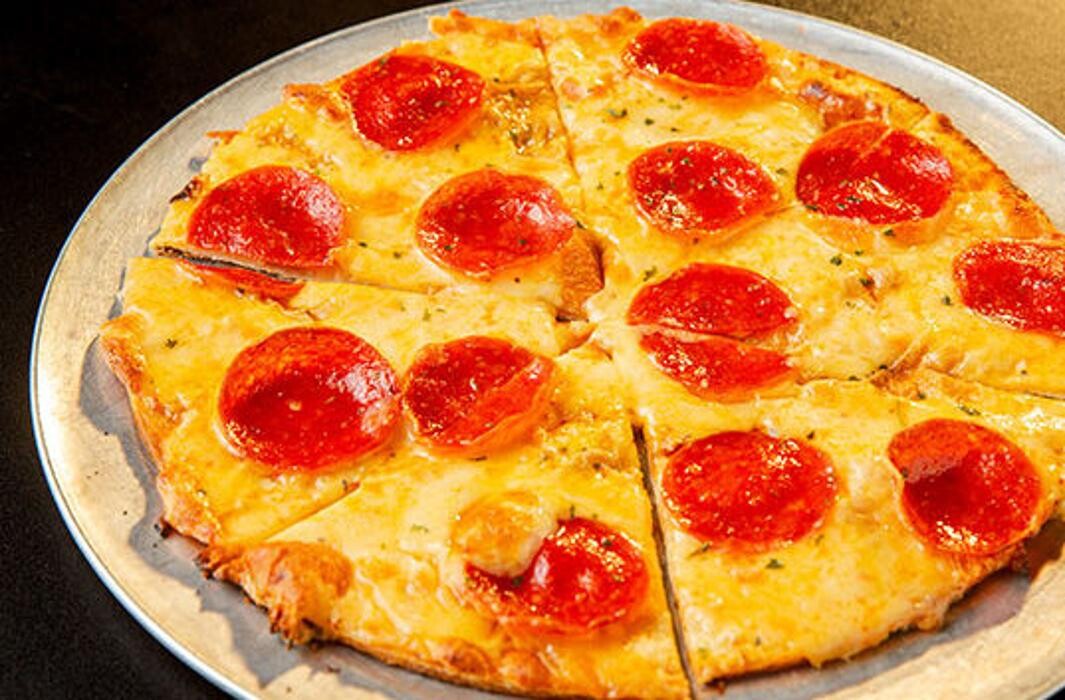 Images Hotshots Sports Bar & Grill