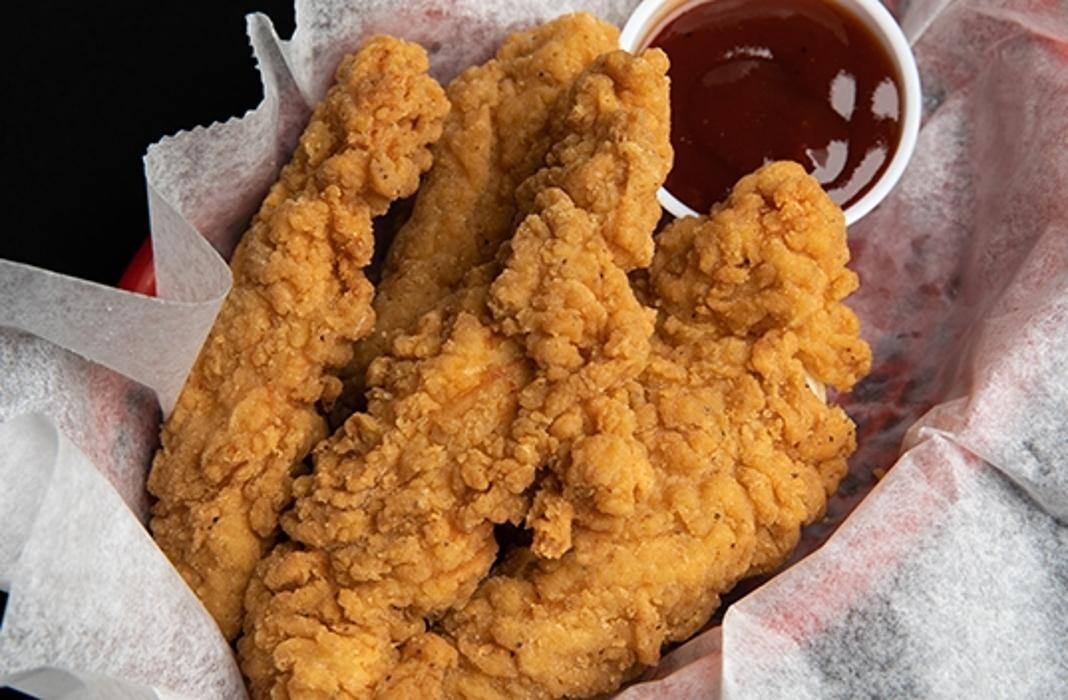 Images Hotshots Sports Bar & Grill