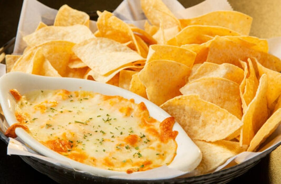 Images Hotshots Sports Bar & Grill