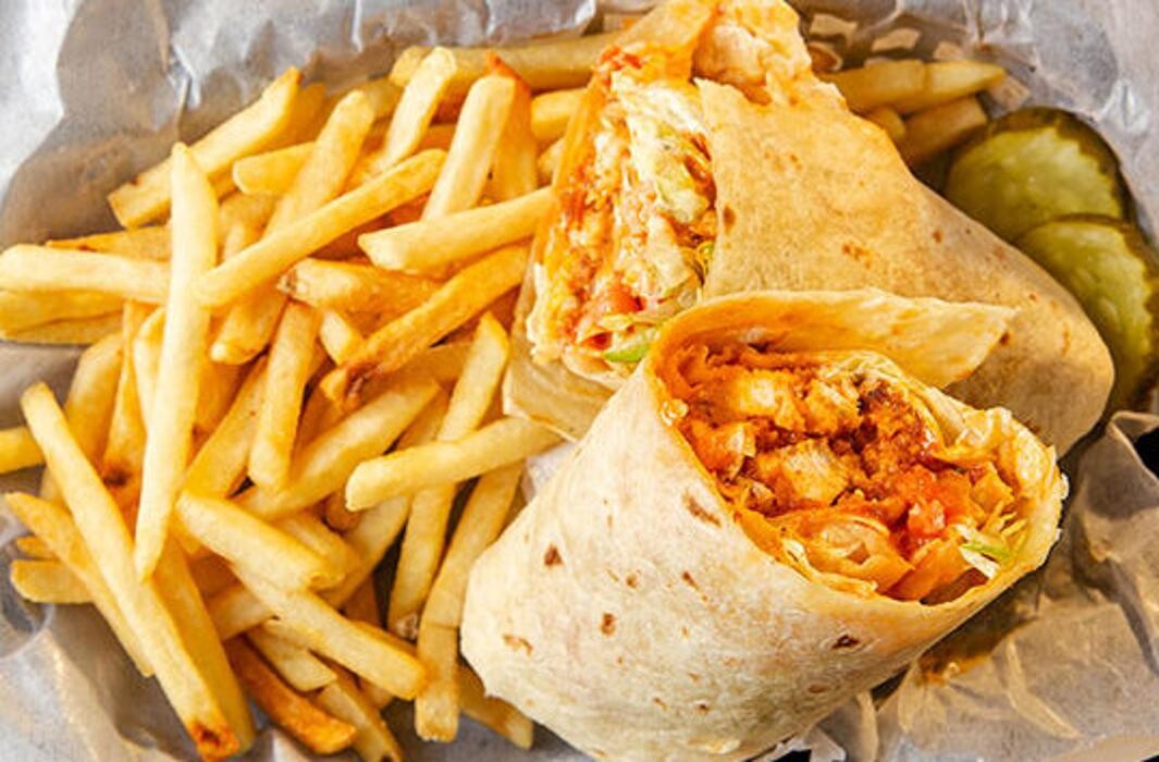 Images Hotshots Sports Bar & Grill