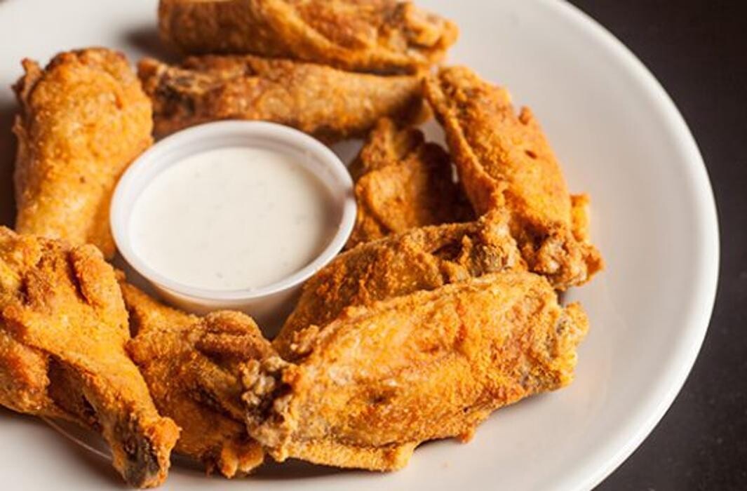 Images Hotshots Sports Bar & Grill