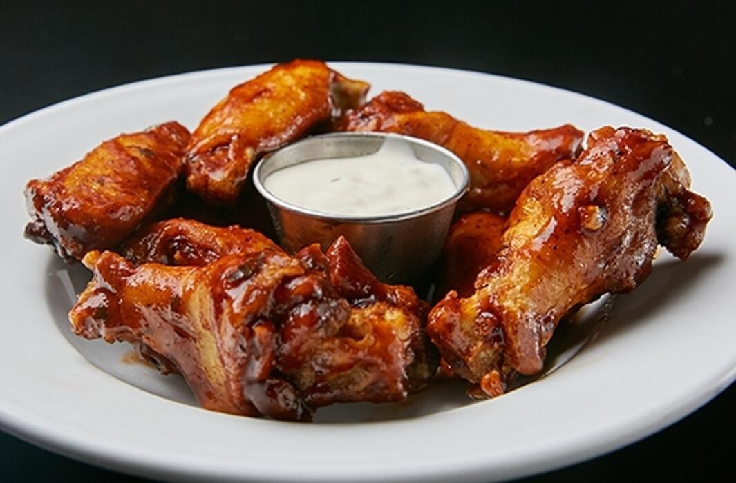 Images Hotshots Sports Bar & Grill