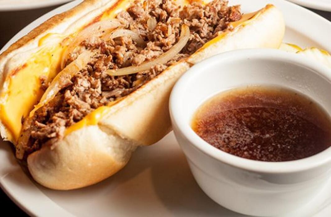 Images Hotshots Sports Bar & Grill