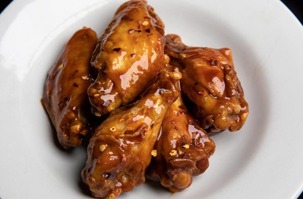 Images Hotshots Sports Bar & Grill