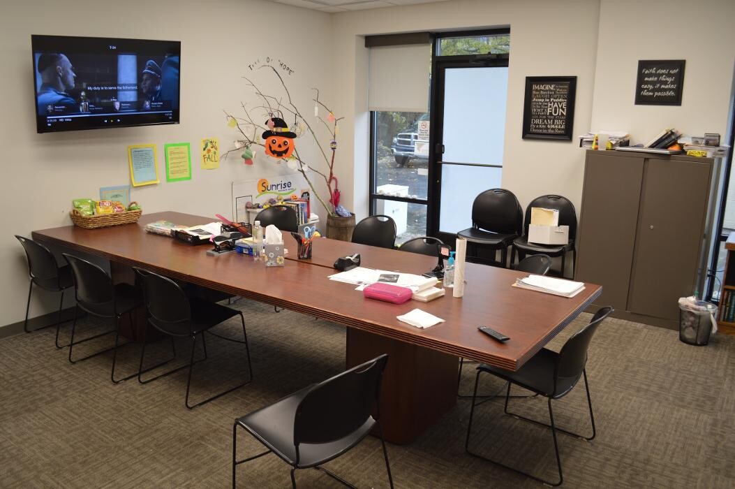 Images Sunrise Treatment Center - Forest Park