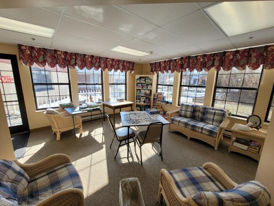 Images Majestic Care of Toledo Assisted Living