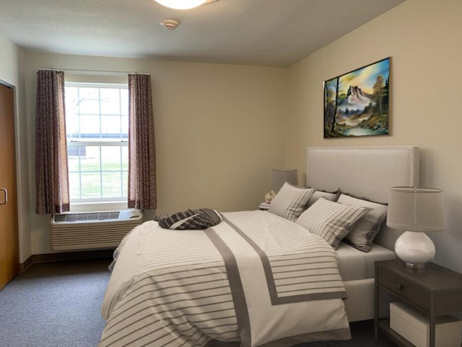 Images Majestic Care of Toledo Assisted Living