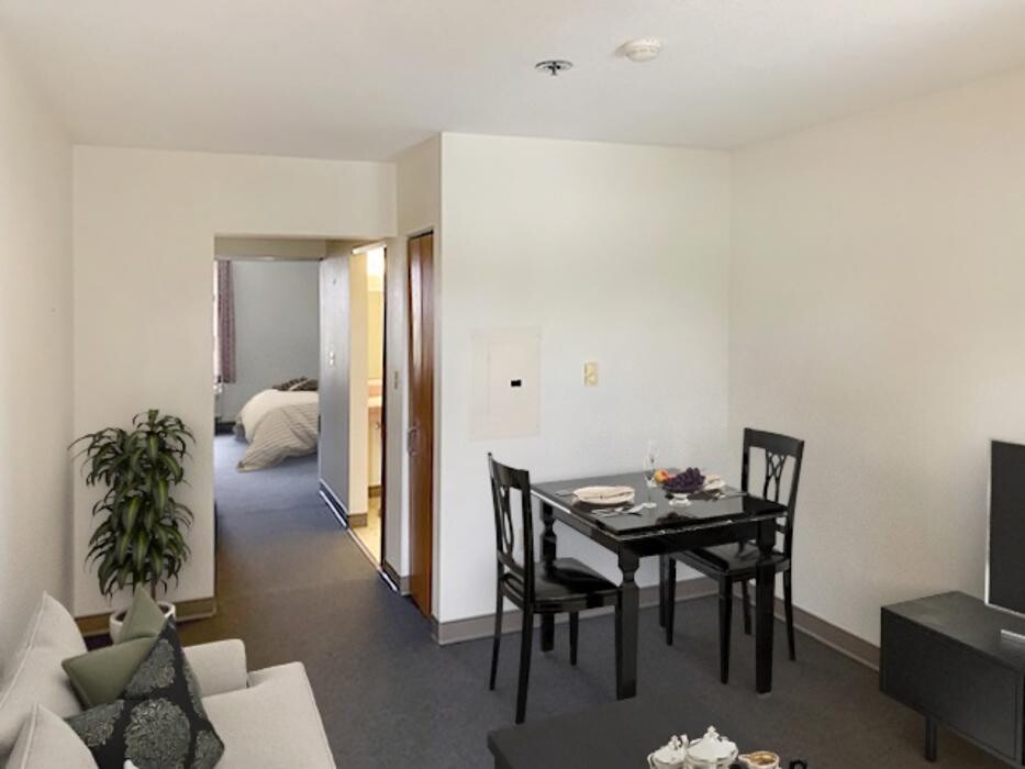 Images Majestic Care of Toledo Assisted Living