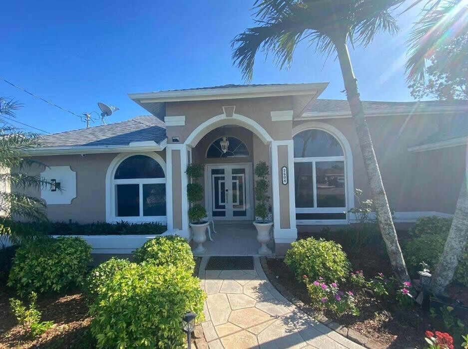 Images The King of Florida Construction