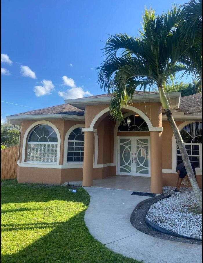 Images The King of Florida Construction