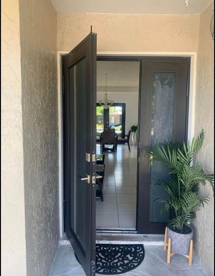 Images The King of Florida Construction