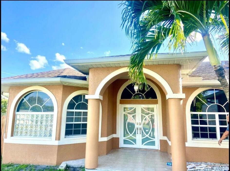 Images The King of Florida Construction