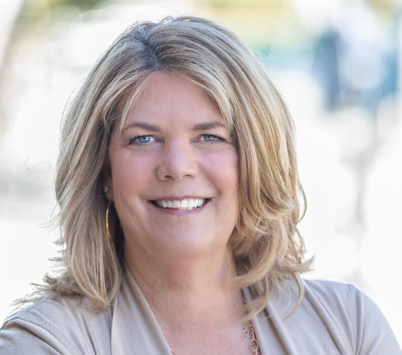 Images Chesapeake Home Team - Melanie Wood Berkshire Hathaway Home Services- PenFed Realty