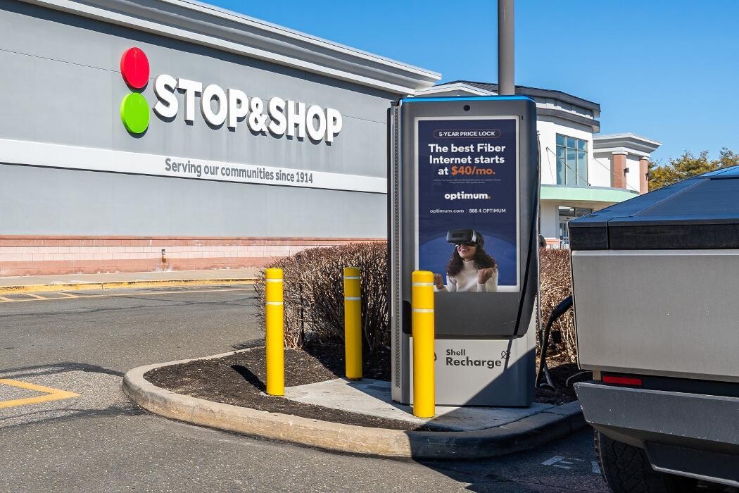 Images Shell Recharge Charging Station