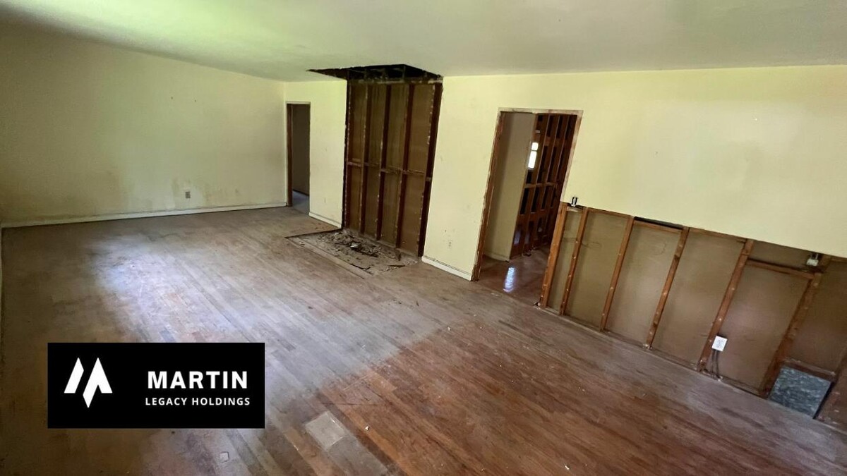 Images Martin Legacy Holdings