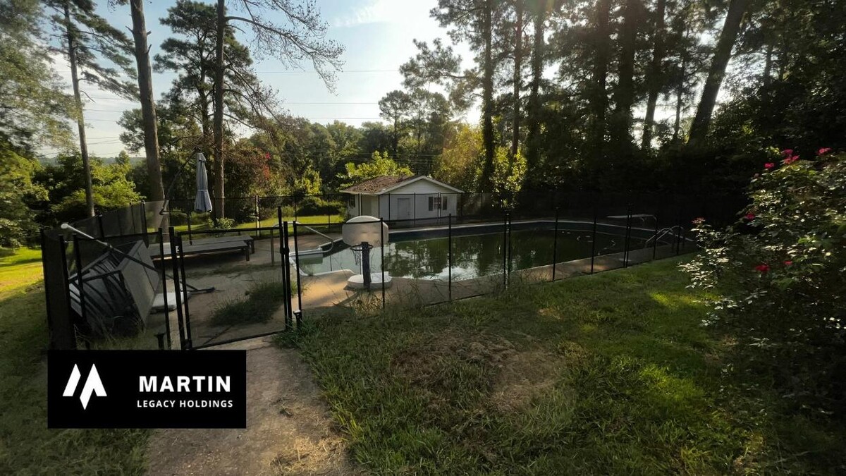 Images Martin Legacy Holdings