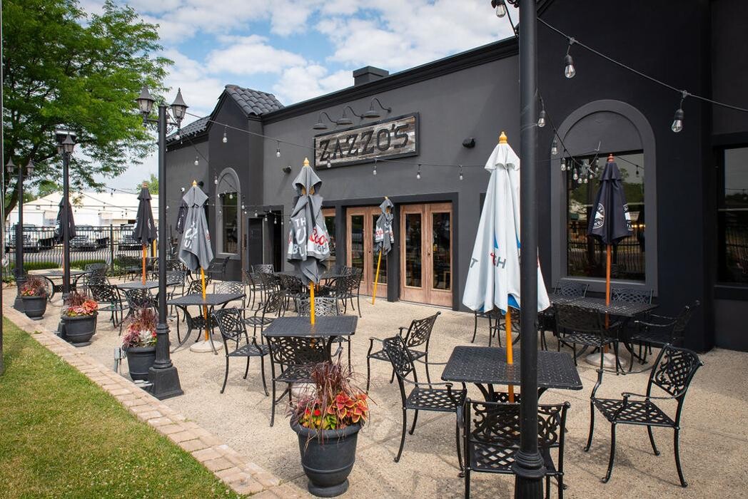 Images Zazzo's Pizza & Bar - Westmont