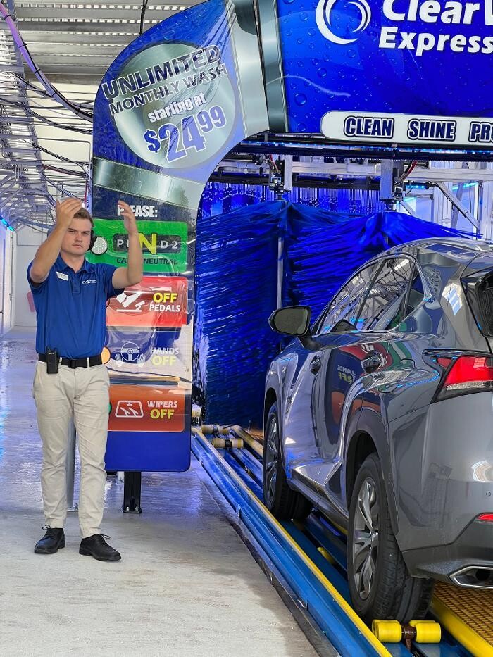 Images ClearWater Express Wash