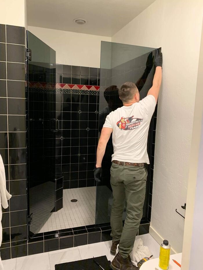 Images Handyman Rescue Team