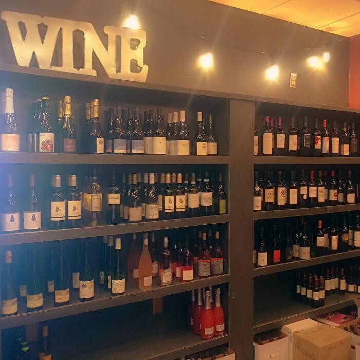 Images D's Bottle Shop & Craft Beer College