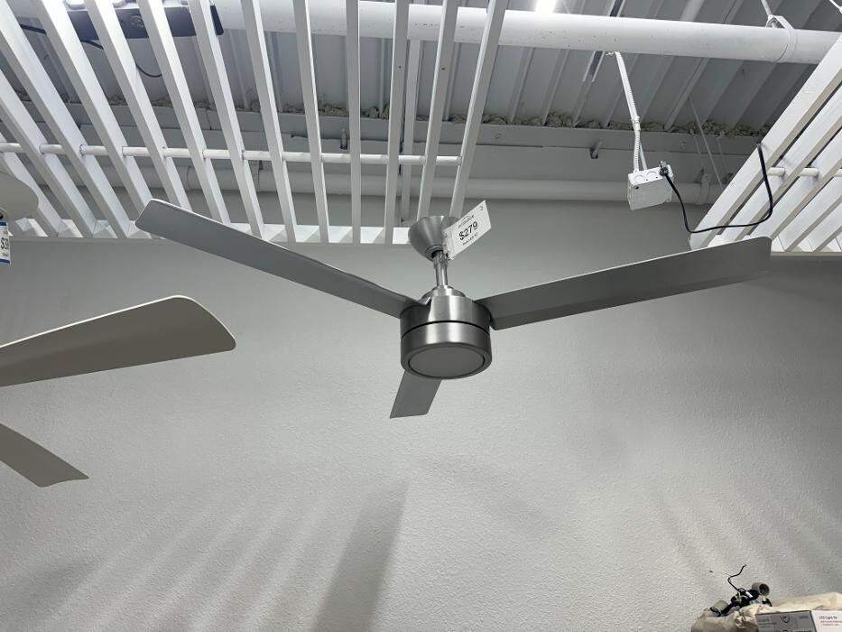 Images Just Fans Venice Showroom